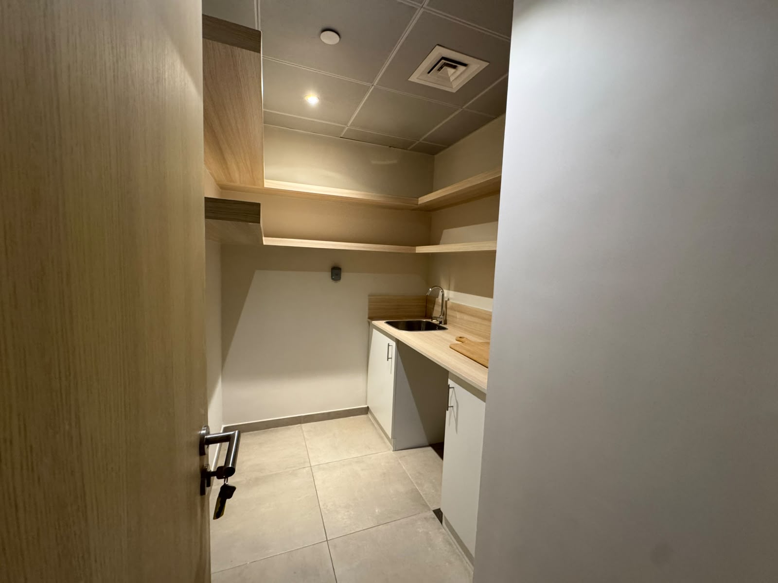 Elegant Unfurnished 2BR, Vacant, photo 12 of 22