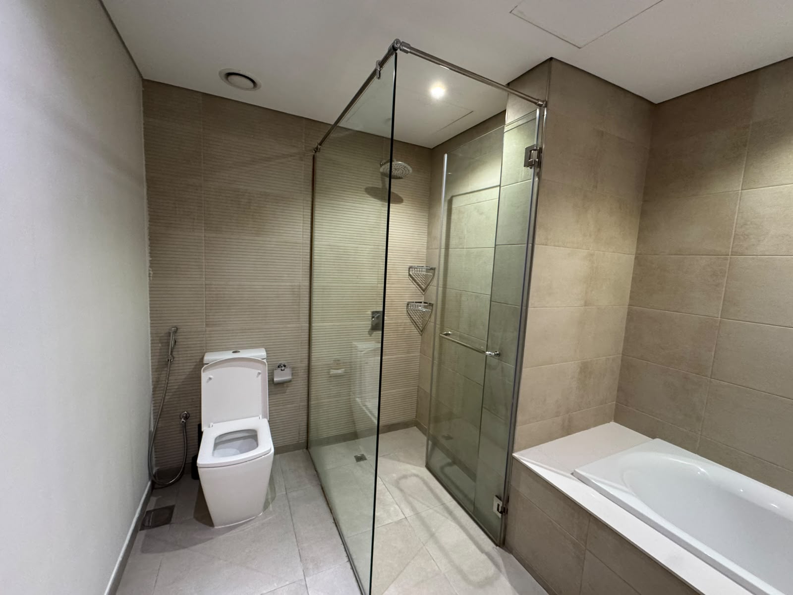 Elegant Unfurnished 2BR, Vacant, photo 19 of 22