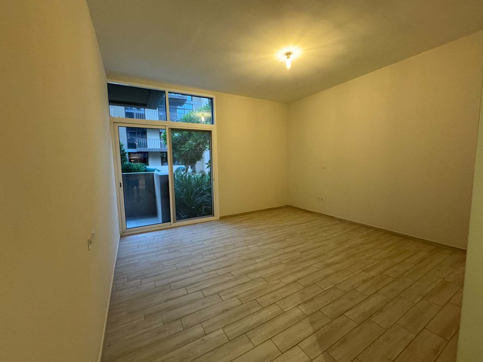 Elegant Unfurnished 2BR, Vacant, photo 22 of 22