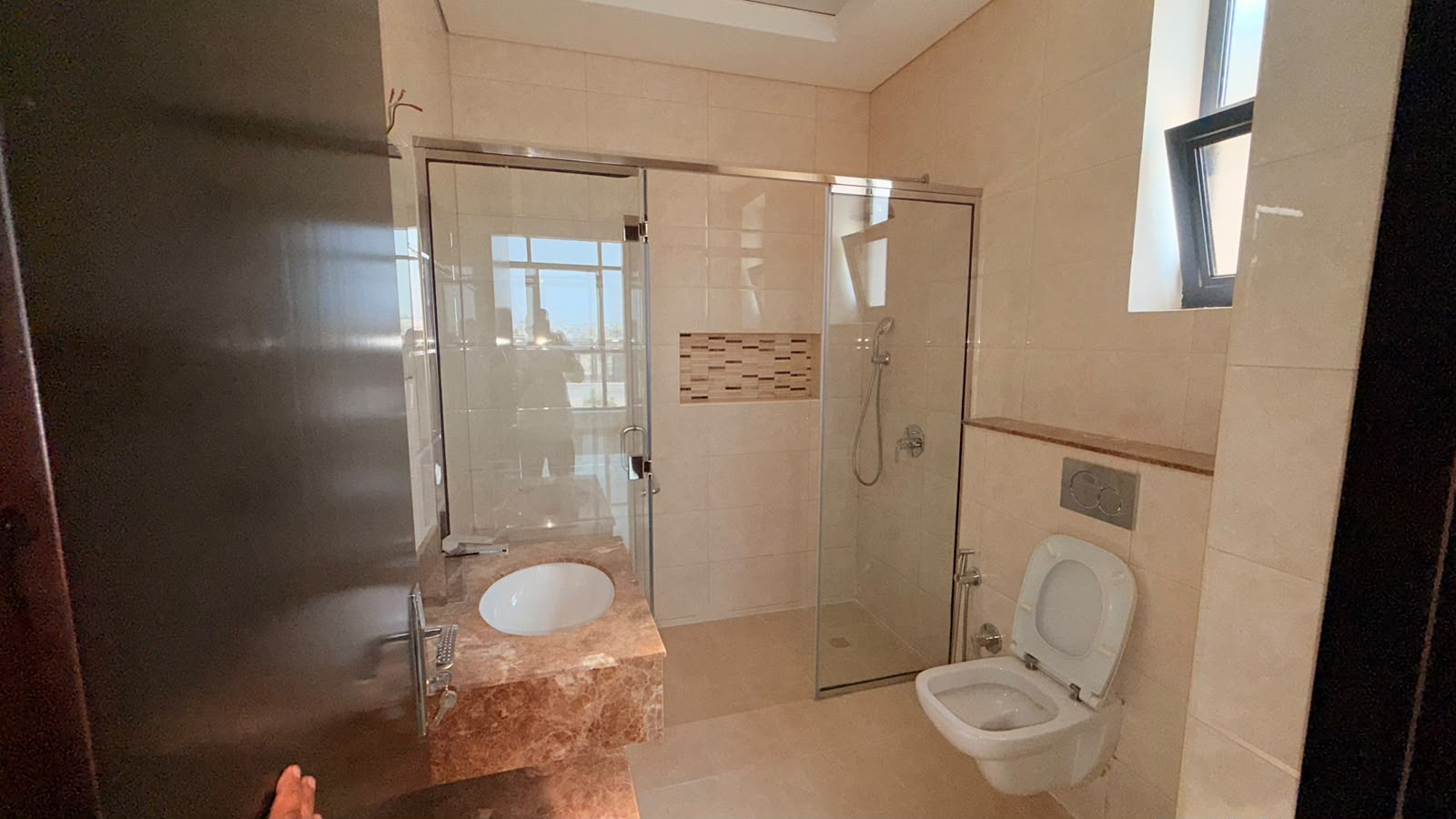 Brand-New Semi-Furnished 5BR Villa, photo 11 of 17