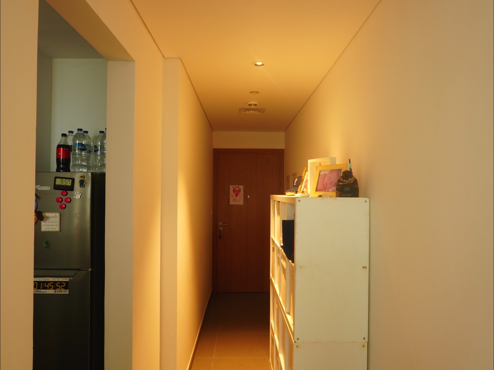 Spacious Unfurnished 1BR, Contemporary Finish, photo 4 of 18