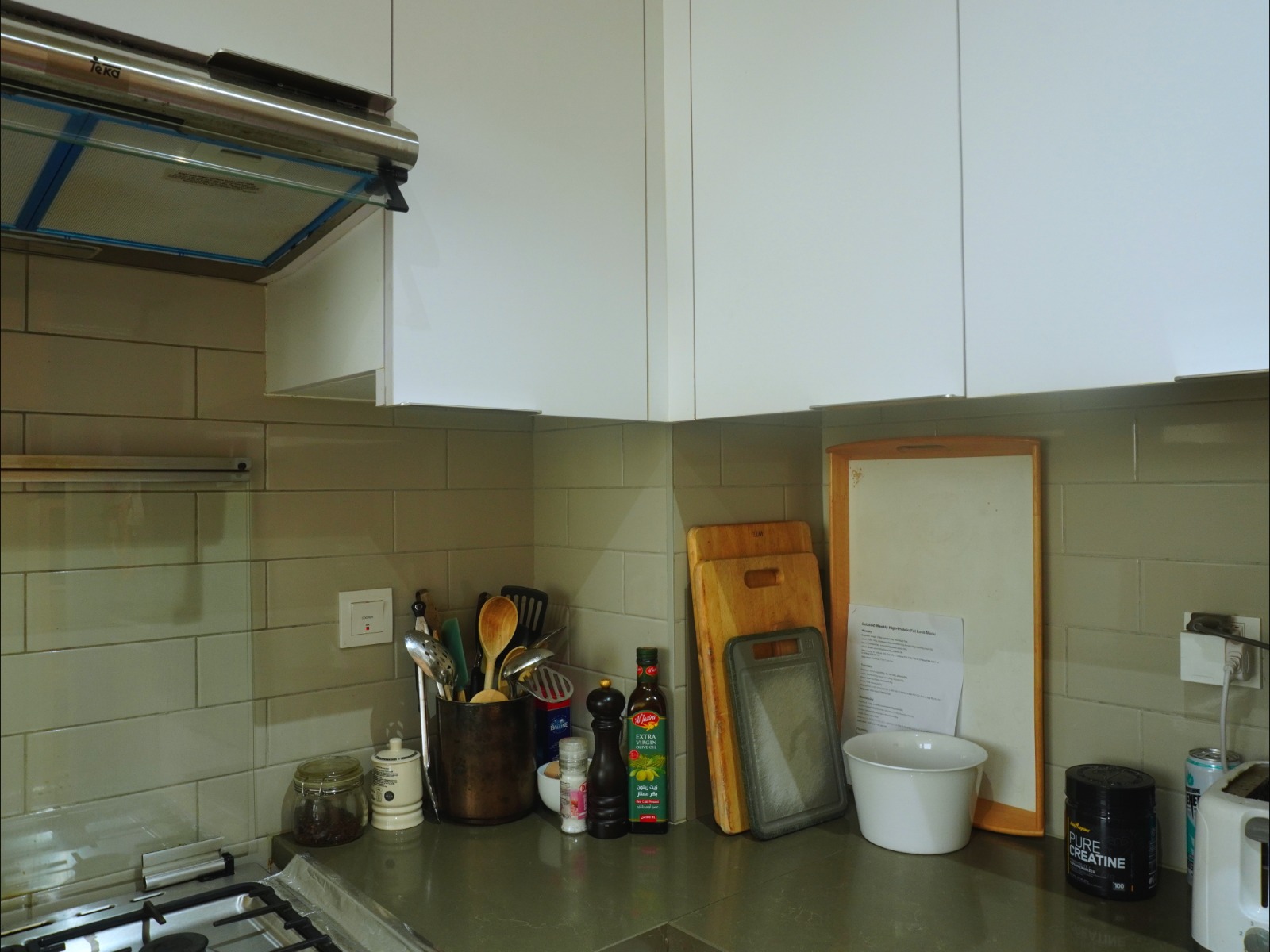 Spacious Unfurnished 1BR, Contemporary Finish, photo 6 of 18