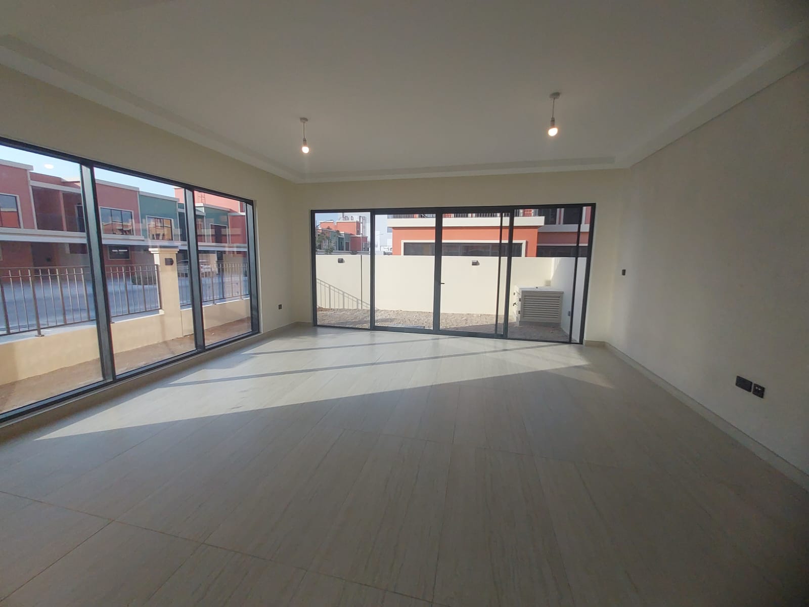 Spacious 5BR + Maid's Corner Villa, photo 15 of 45