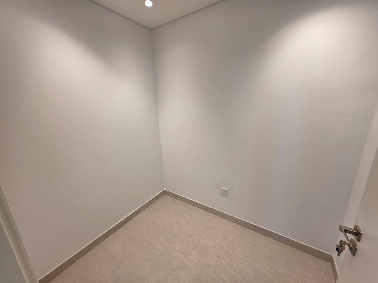 Modern 2BR + Maid's Room, Multiple Units Available, photo 7 of 15