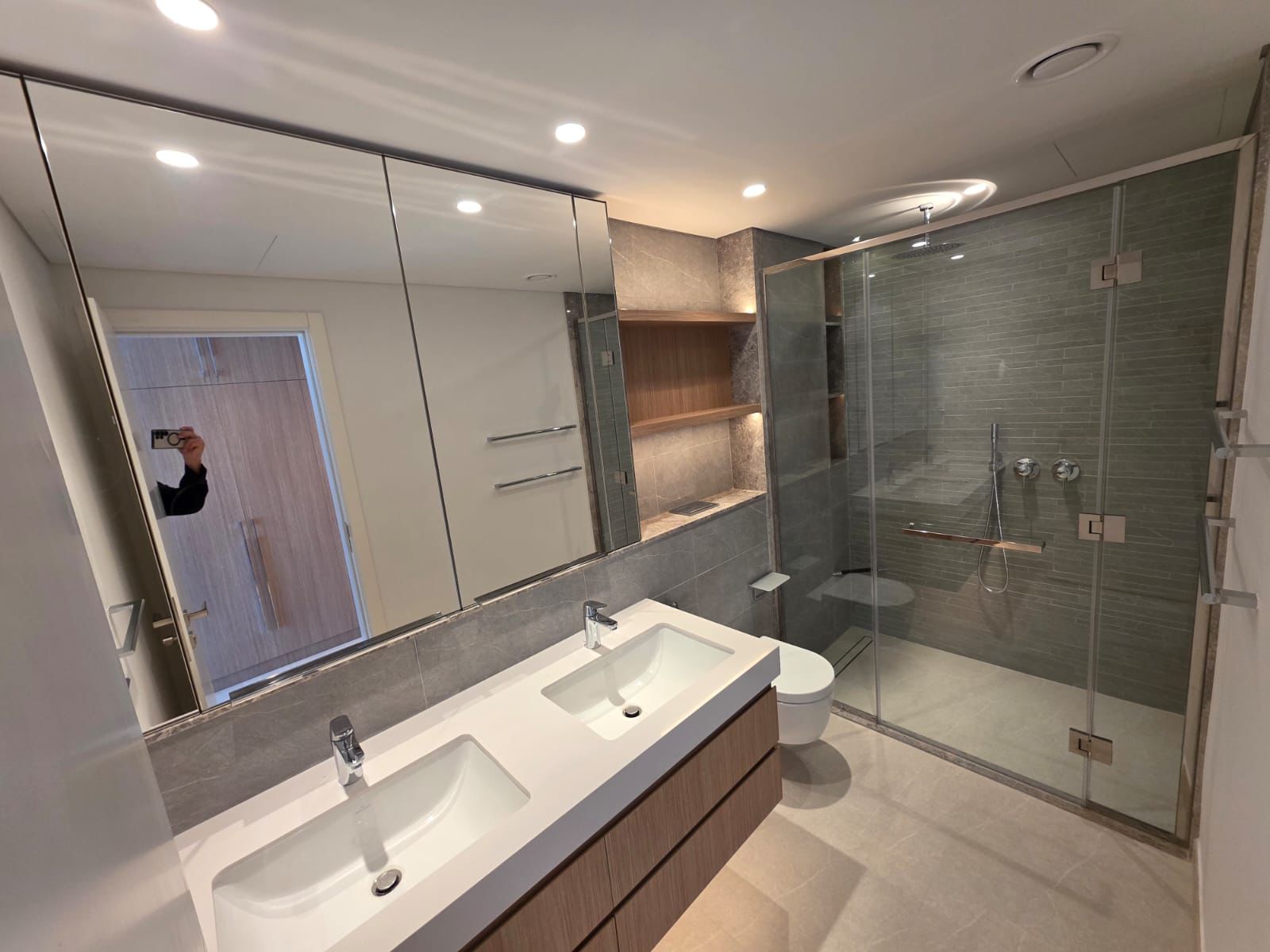 Modern 2BR + Maid's Room, Multiple Units Available, photo 9 of 15